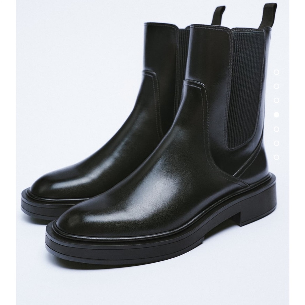 NWT Zara Chelsea boots